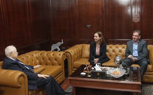 أبوغزاله يستقبل مديرة (الأونروا) في الأردن السيدة مارتا لورينزو