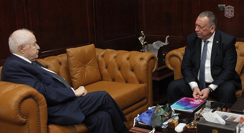 Abu-Ghazaleh Discusses Means of Cooperation with Venezuelan Ambassador to Jordan