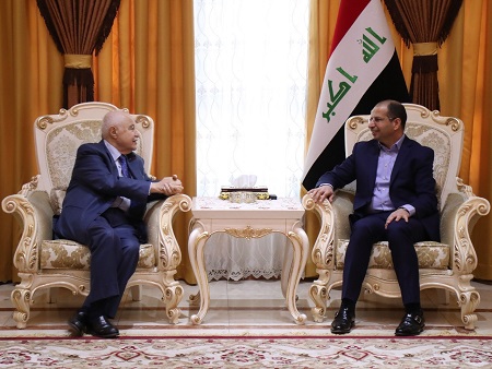 Abu-Ghazaleh, Iraqi Vice-President and Iraqi Parliament Speaker Discuss Enhancement of Strategic Projects between Iraq and Jordan